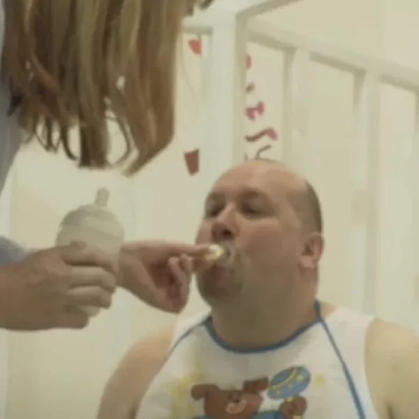 Phil (40) gaat verder als baby: ”Ik heb dada gedaan”