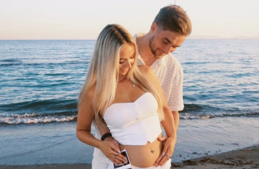 Gio Latooy en Lynn Hermanussen verwelkomen hun eerste kindje: Mexx Jack