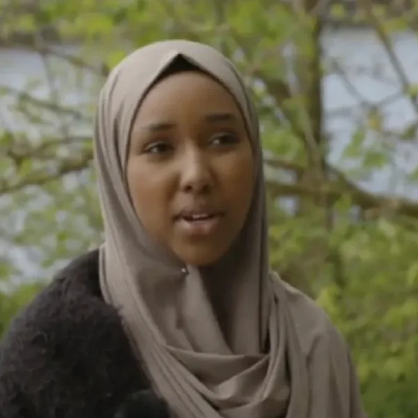 Sumaya (18) wil dat er meer rekening gehouden gaat worden met moslims