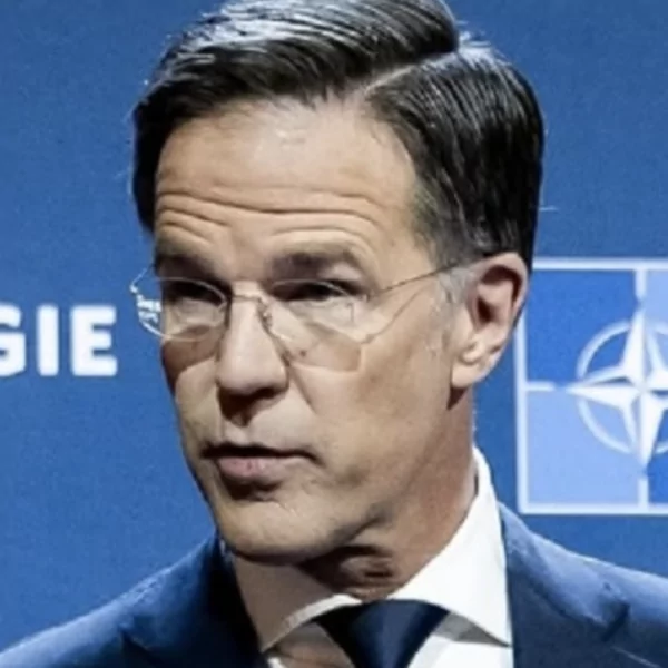 Rutte tijdens eerste NAVO-speech: ´We moeten ons mentaal voorbereiden op oorlog!´