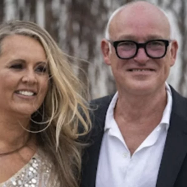 Bizarre update over huwelijk Ren&eacute; van der Gijp: &acute;We kunnen er niet meer over liegen&acute;