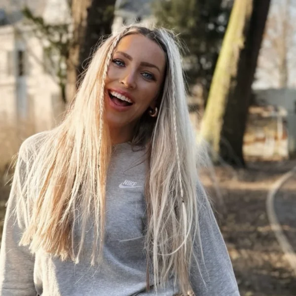 Winter Vol Liefde-Denise blijkt Instagram-account vol met gewaagde foto´s te hebben
