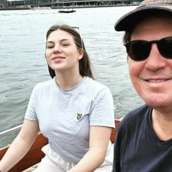 Dochter Martijn Krabbé reageert op ziekte vader: ´Groot verdriet´