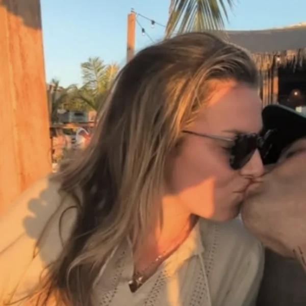 Douwe Bob en Anouk vinden eindelijk rust na verlies van baby: &acute;Donkerste dagen van ons leven&acute;