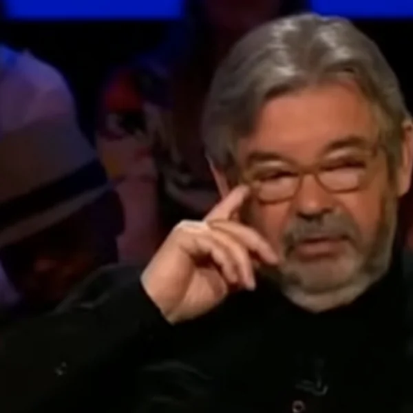 Dit is de perfecte opvolger van Maarten van Rossem bij De Slimste Mens: ´Geniaal´