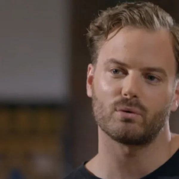 Jim Bakkum compleet afgekraakt: ´Zwaar door de mand gevallen´