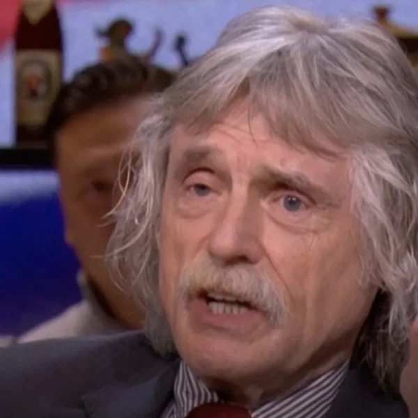 Johan Derksen laat niks heel van Marieke Elsinga: ´Hysterisch wijf!´