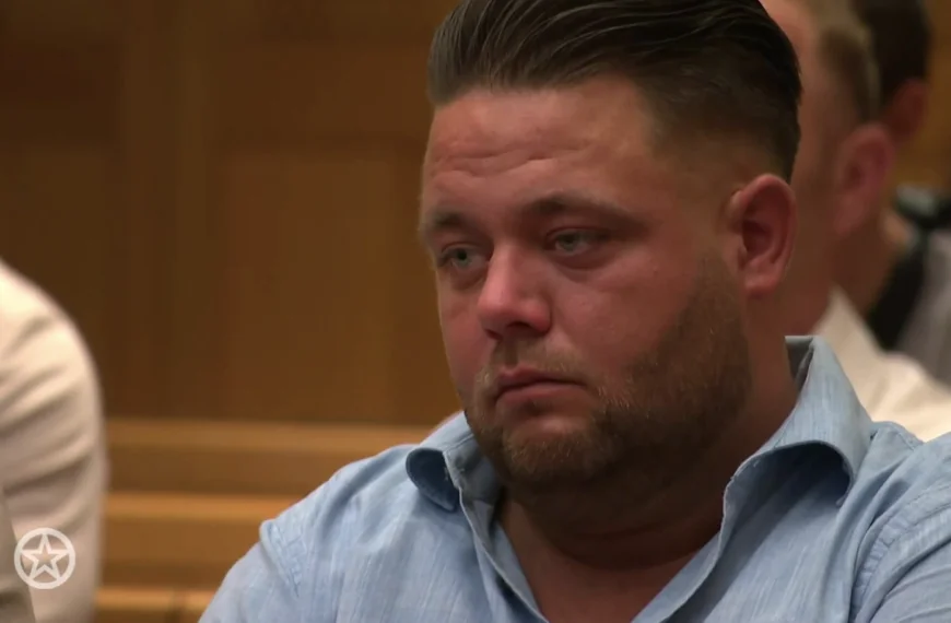 Graatmagere Mark Gillis laat zien hoe dun hij nu is: &rdquo;Had niemand verwacht&rdquo;