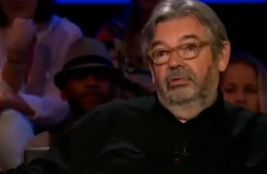 Opvolger Maarten van Rossem bij De Slimste Mens eindelijk bekend: &acute;Perfecte keuze!&acute;
