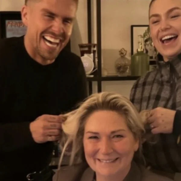 Roxeanne Hazes viert verjaardag samen met André Hazes én oudste zus Nathalie