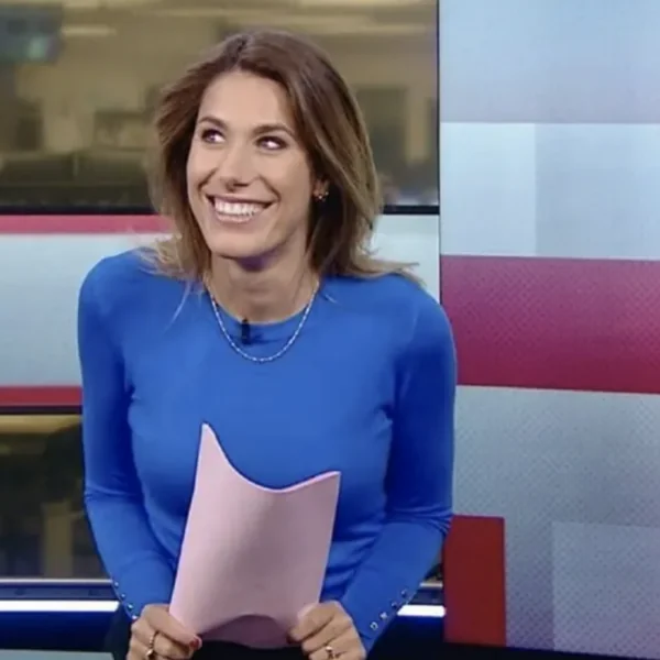 Nieuwslezeres Malou Petter deelt bikinifoto’s op vakantie en mannelijk Nederland is in één klap verliefd!