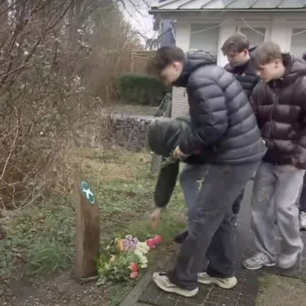 Dit is de jongen die zijn klasgenoot (13) doodstak 💔😢
