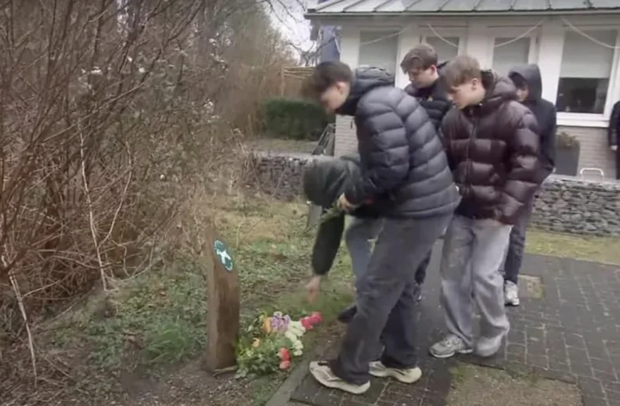 Dit is de jongen die zijn klasgenoot (13) doodstak 💔😢