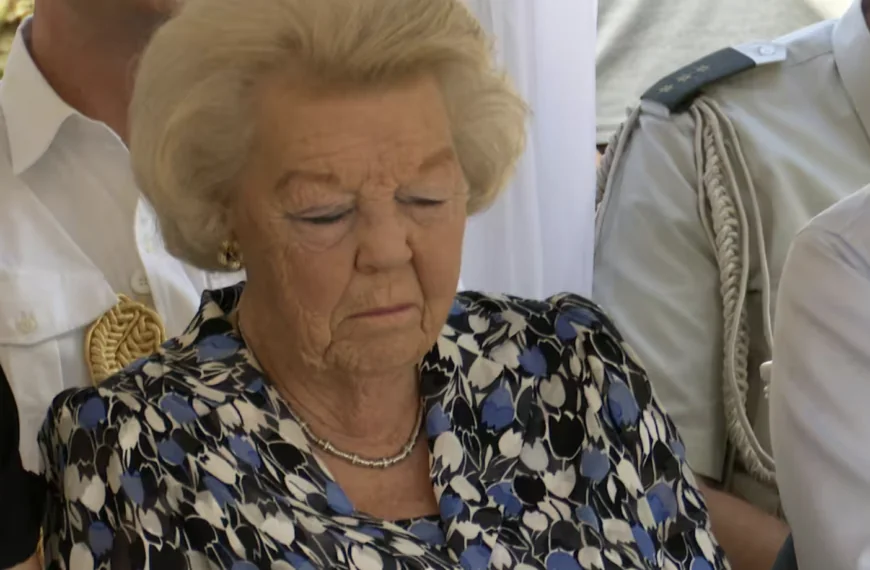 Onze gedachten zijn bij prinses Beatrix (87) 💔⚘️
