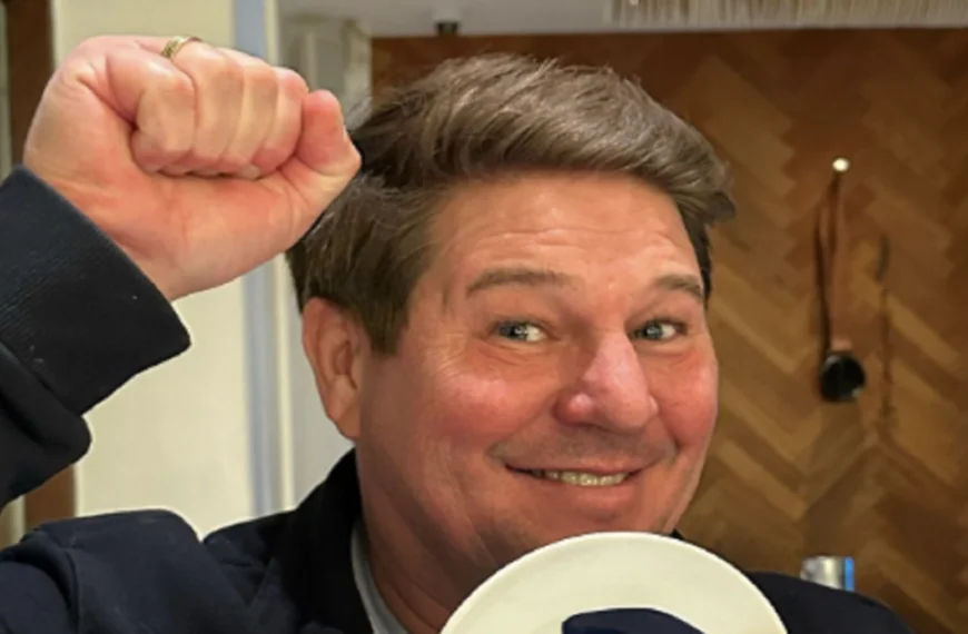 Martijn Krabbé deelt emotioneel bericht – zijn strijd komt aan het licht!