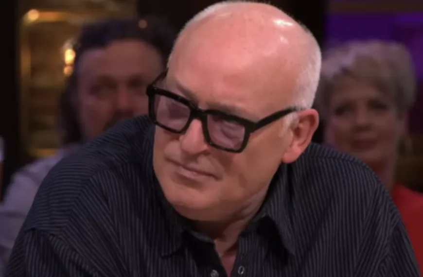 René van der Gijp geeft toe dat hij VI-kijkers al 17 jaar lang bedriegt: ´Ja, klopt helemaal!´