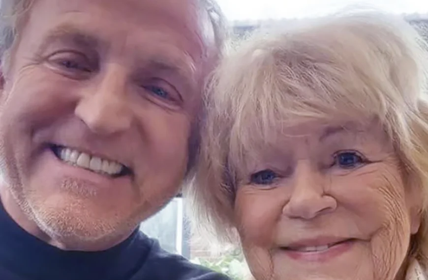 Gordon en zijn nieuwe moeder beleven tijden van hun leven: ´Guilty pleasure´