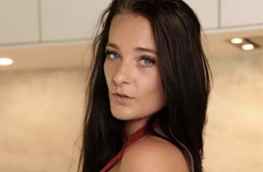 Pikante Valentijnsfoto Nicol Kremers gaat nu heel hard rond 👀