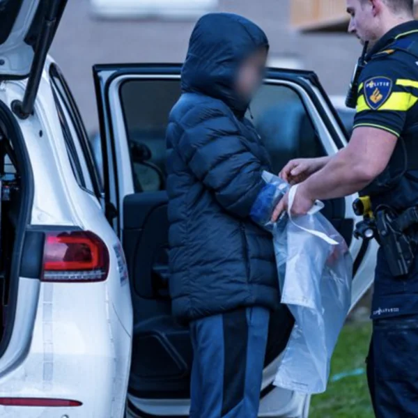 13-jarige jongen Schiedam overleden na bizarre steekpartij, leeftijdsgenoot opgepakt