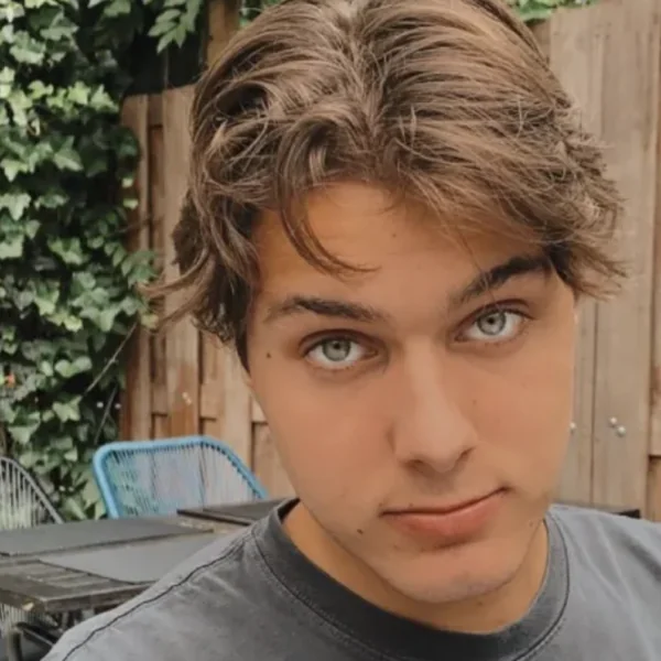 Zoon Frans Bauer heeft een nieuwe vriendin en haar kennen we allemaal