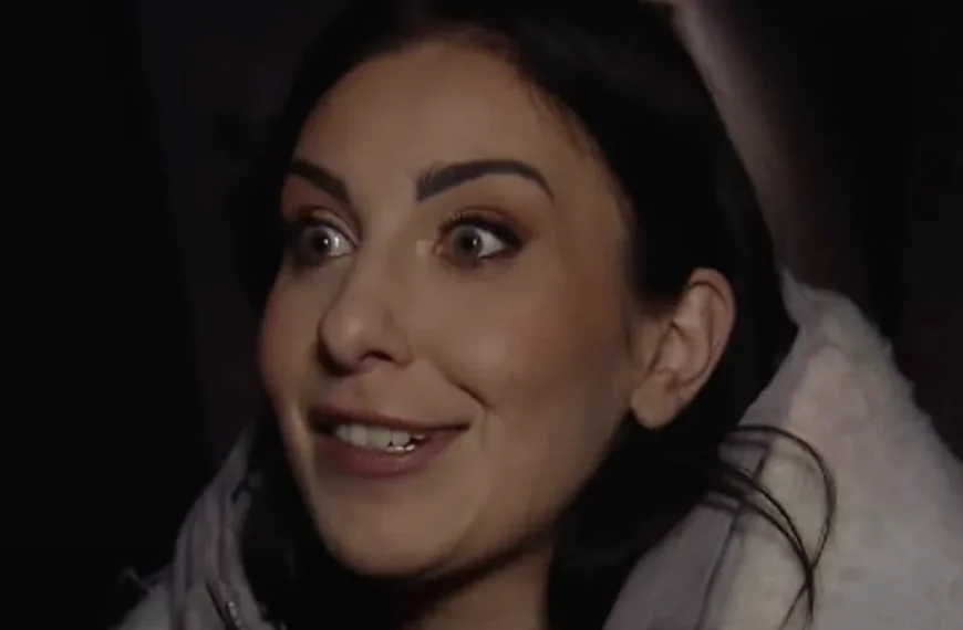 Antine reageert snoeihard op relatie Mike en Denise