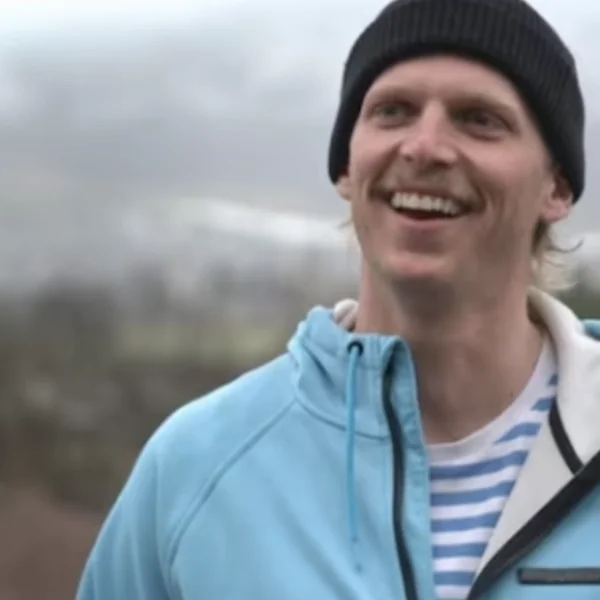 Op heterdaad betrapt: Winter Vol Liefde-Jorik is samen met deze dame