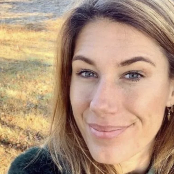 Malou Petter deelt heerlijke hoogtepunten en bewijst dat ze de meest losbandige nieuwslezeres ooit is (foto&rsquo;s!)