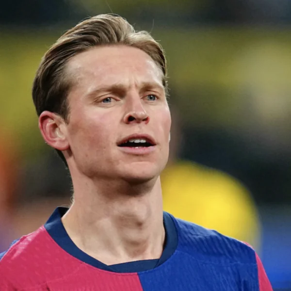 Wedstrijd FC Barcelona kort voor aftrap afgelast om sterfgeval 😔