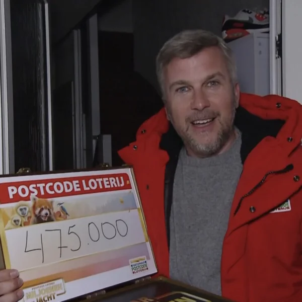 Prijsuitreiking Miljoenenjacht eindigt in complete chaos