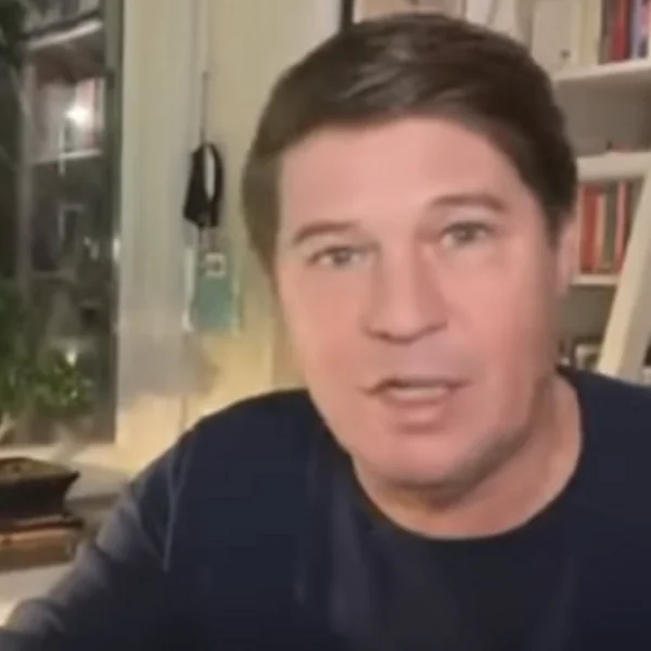 Collega&acute;s Kopen Zonder Kijken blikken emotioneel vooruit: &acute;Martijn Krabb&eacute; wordt gemist&acute;