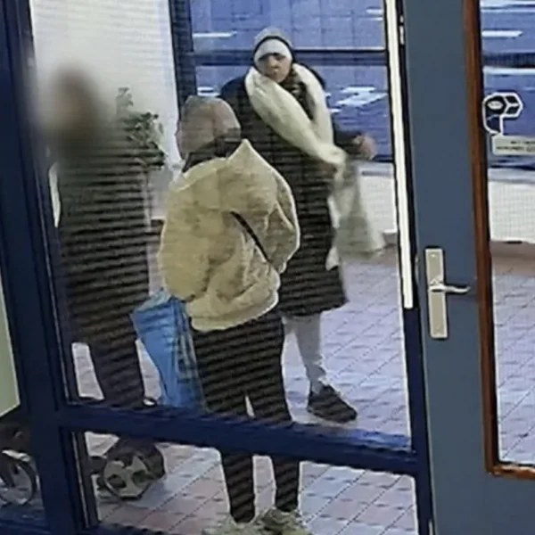 Bejaarde vrouw (82) slachtoffer van brutale zakkenrollers in Voorburg: Dit is nou wat je noemt het afvoerputje van de maatschappij!