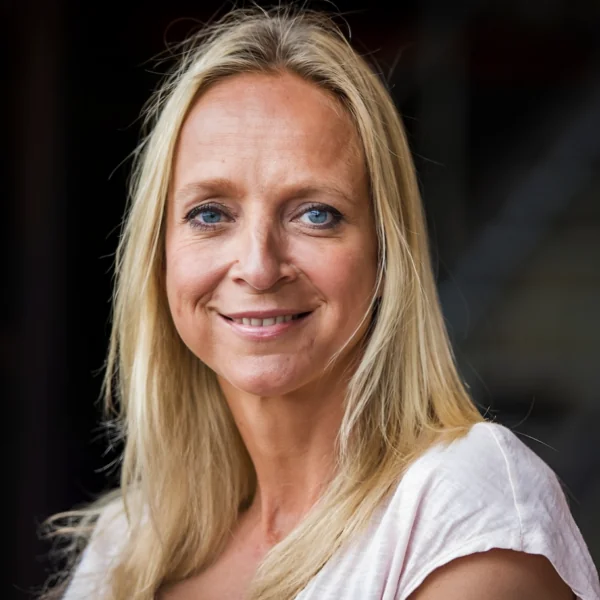 Verschrikkelijke onthulling: Dit is waarom Floortje Dessing plotseling verdwenen is van tv