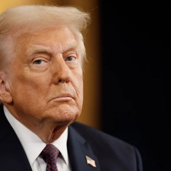 Donald Trump kan uit het Witte Huis worden gezet als hij &eacute;&eacute;n onvoorspelbare stap zet, waarschuwen experts