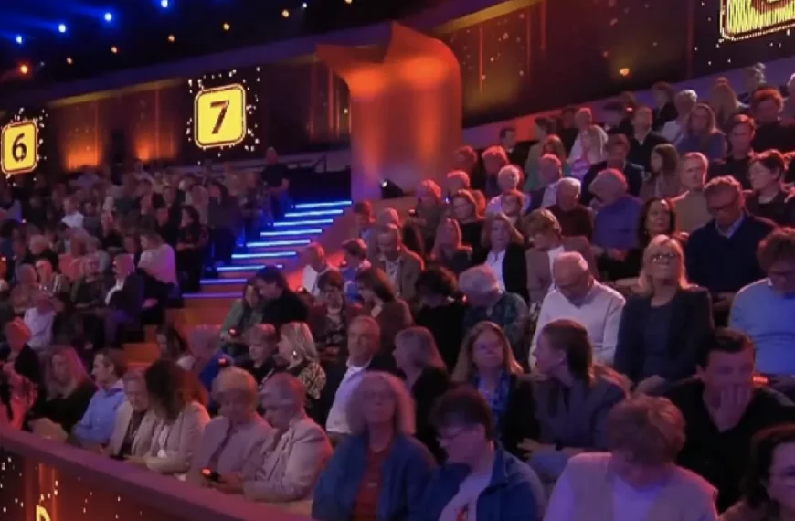 Miljoenenjacht-kijkers herkennen man in het publiek en dat is een hele bekende