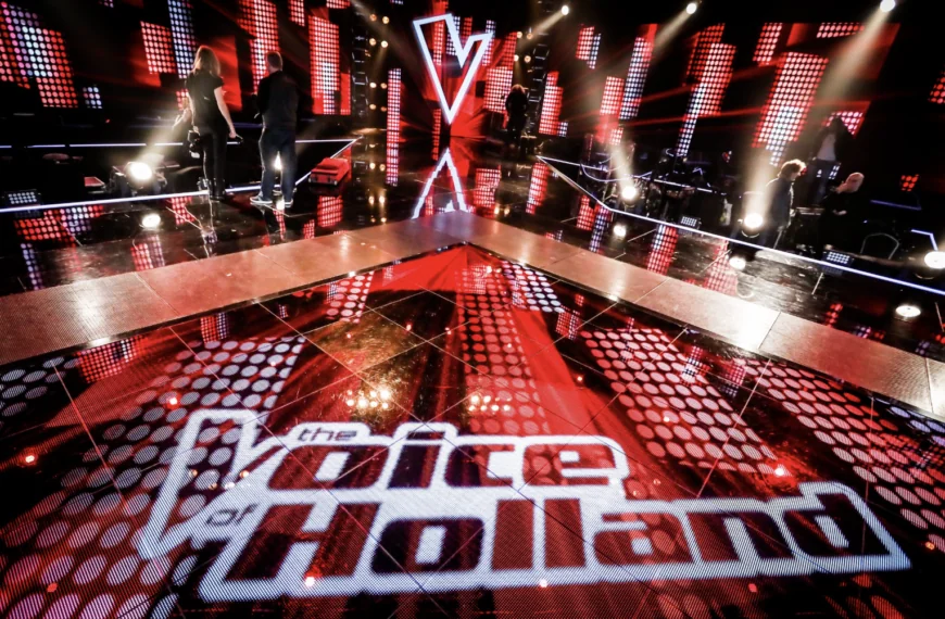 Enorme ophef om mogelijk jurylid The Voice: ‘Dit kan echt niet!’