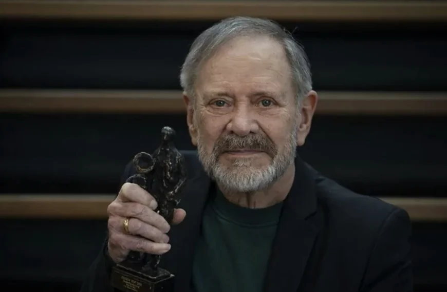 Zanger Rob de Nijs (82) overleden