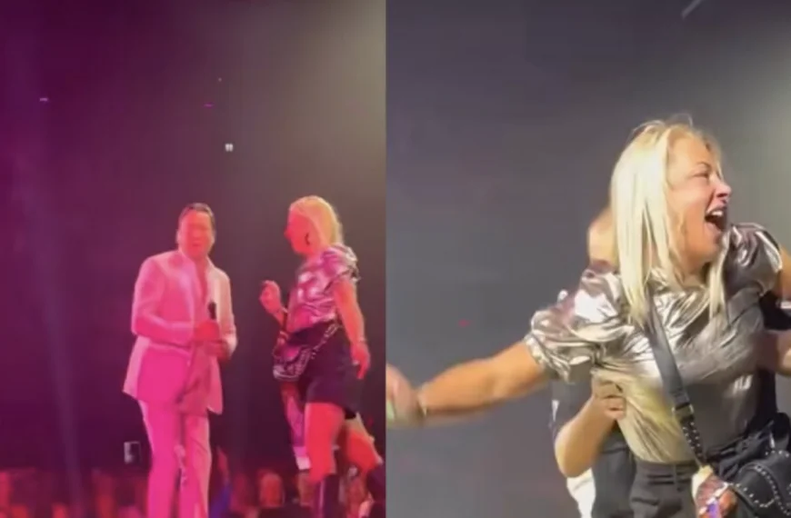 Dronken Tino Martin verstoort het optreden van onbekende vrouw op het podium!