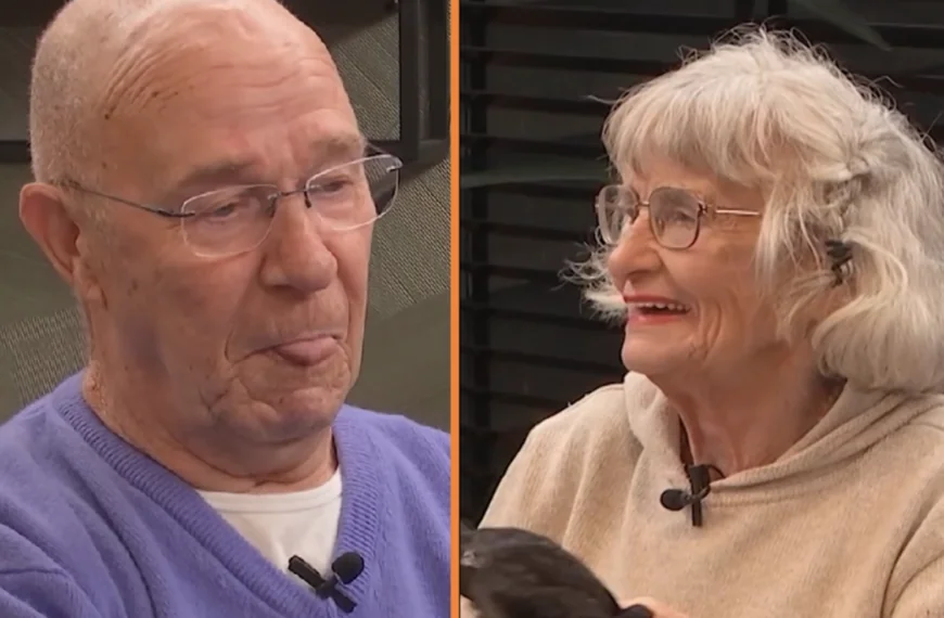 Kijkers gaan los om ‘ongepast en ordinair’ cadeau van LLDL-deelnemer: ‘Bah bah ouwe viezerik’