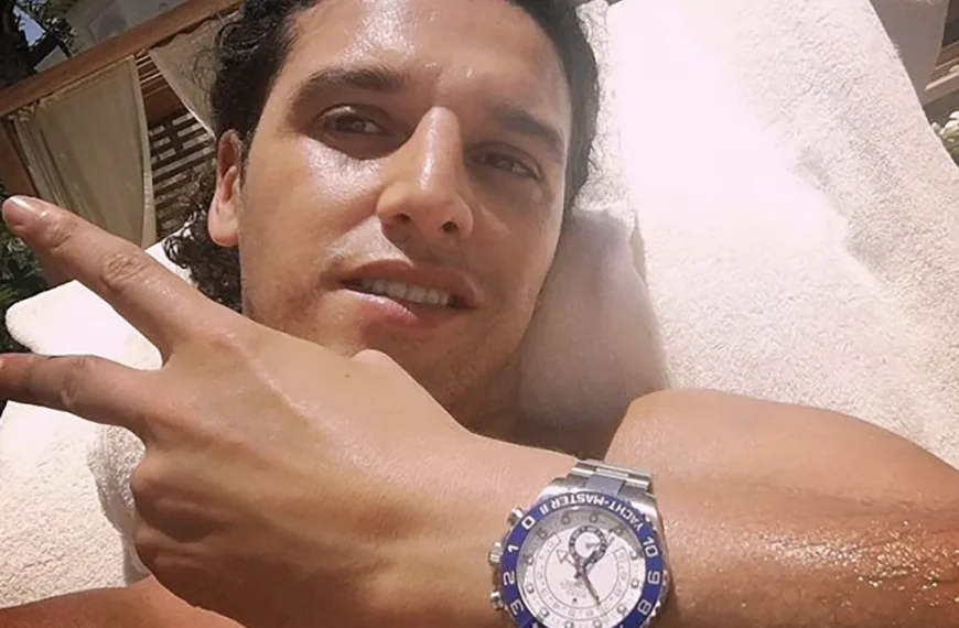 Foto van Ali B gaat door merg en been: ‘Zó triest dit!’ Fans geschokt door een foto van Ali B die eens zo rijk was: ‘We moeten geld voor hem inzamelen!’