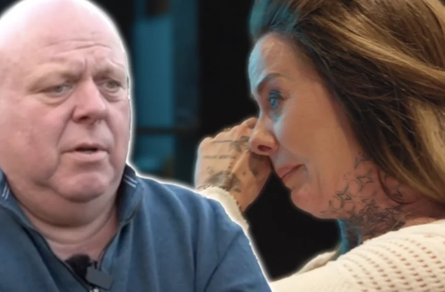 Publiek pest valszingende vriendin Peter Gillis van podium af