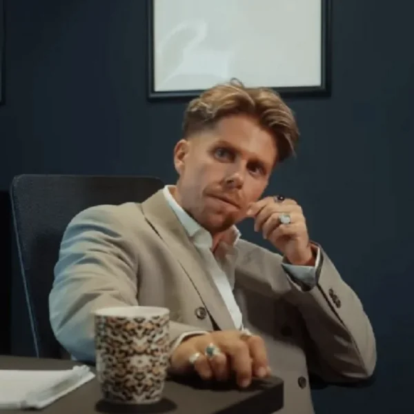 Carri&egrave;re Andr&eacute; Hazes per direct voorbij: &rdquo;Dit komt heel hard aan&rdquo;