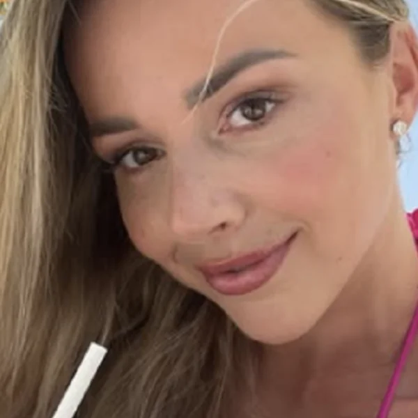 Emma Heesters deelt emotionele update na baarmoederhalskanker: &acute;De zon gaat weer een beetje schijnen&acute;