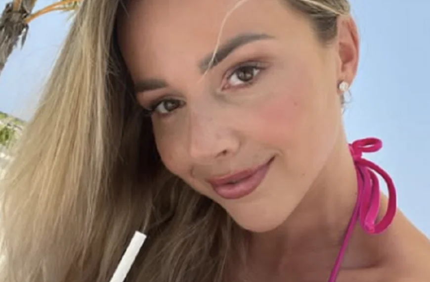 Emma Heesters deelt emotionele update na baarmoederhalskanker: &acute;De zon gaat weer een beetje schijnen&acute;