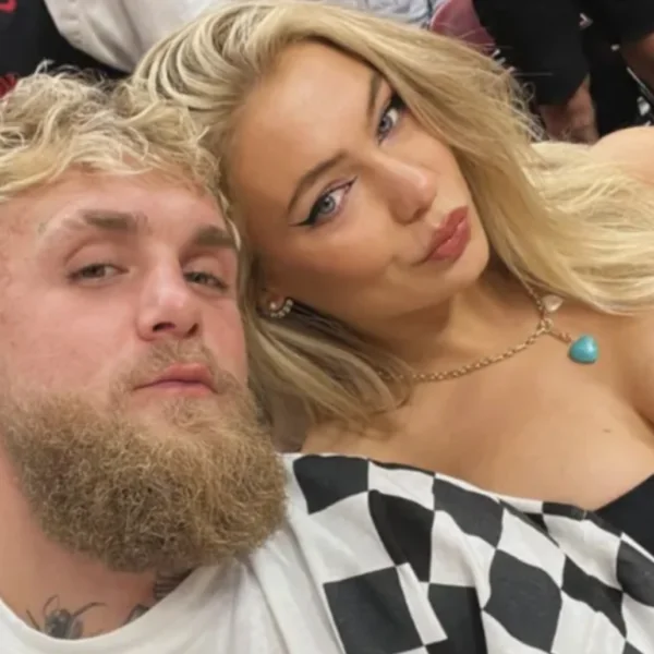 Jake Paul en Jutta Leerdam verwachten hun eerste kindje: &lsquo;Ik ben zwanger!&rsquo;