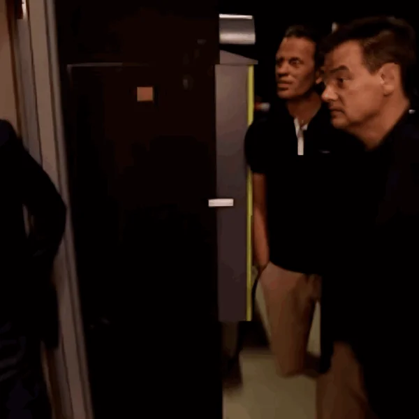 Valentijn Driessen loopt woest weg bij VI na ruzie met Wilfred Genee: &acute;Flikker toch op man!&acute;