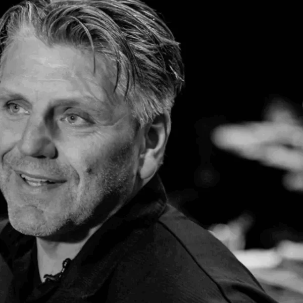 Schokkend nieuws: Deze beroemde zanger uit zich respectloos over de overleden Jonnie Boer: &lsquo;Walgelijk dit&rsquo;