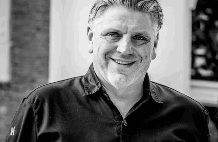 Th&eacute;r&egrave;se Boer vindt kracht bij hartsvriendin Astrid Joosten: een vriendschap in moeilijke tijden