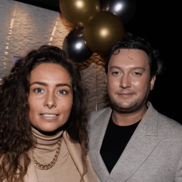 Tino Martin zet streep door bruiloft met zijn vriendin