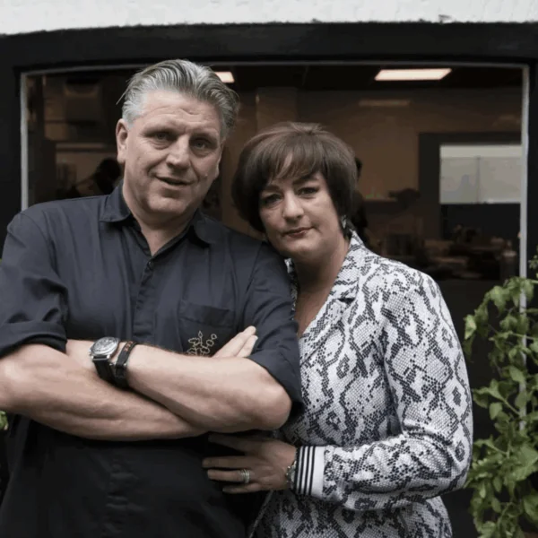 &ldquo;Niemand Was Hierop Voorbereid&rdquo;: Th&eacute;r&egrave;se Boer deelt foto met alle werknemers van De Librije &ndash; dit eerbetoon raakt het hele land