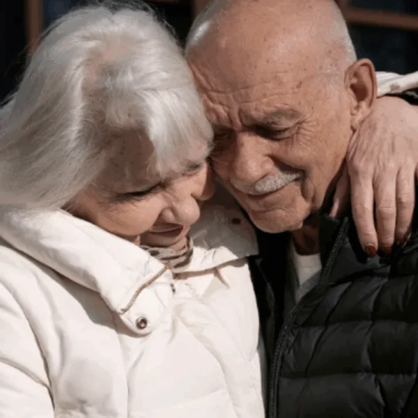 &lsquo;Ik zette oma en opa die me opvoedden op straat, maar dan kreeg karma me te pakken&rsquo;